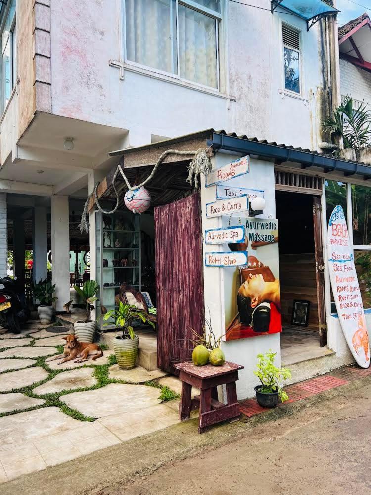 Beach Paradise Hotel Matara Bagian luar foto