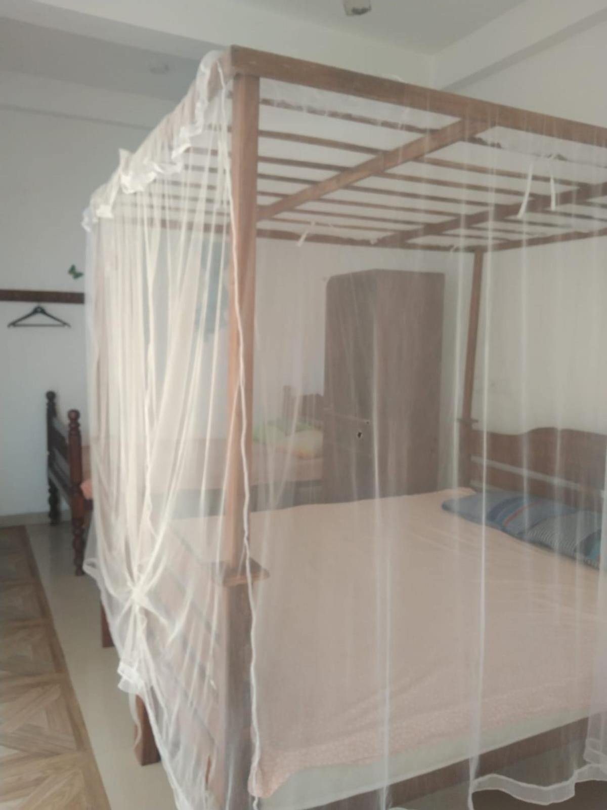 Beach Paradise Hotel Matara Ruang foto