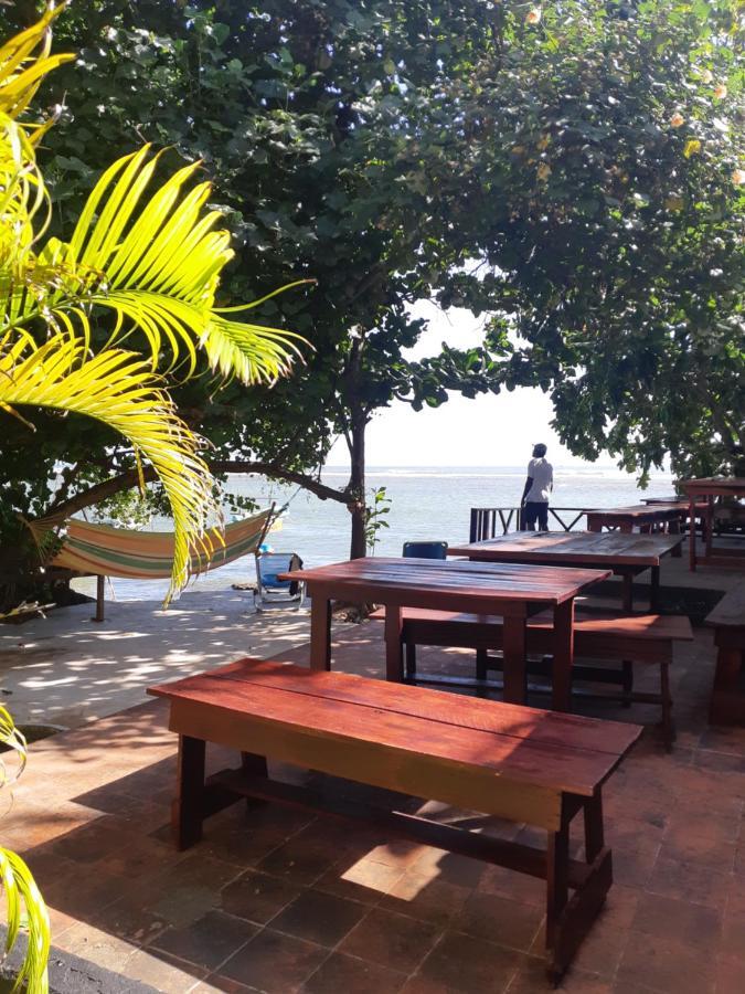 Beach Paradise Hotel Matara Bagian luar foto